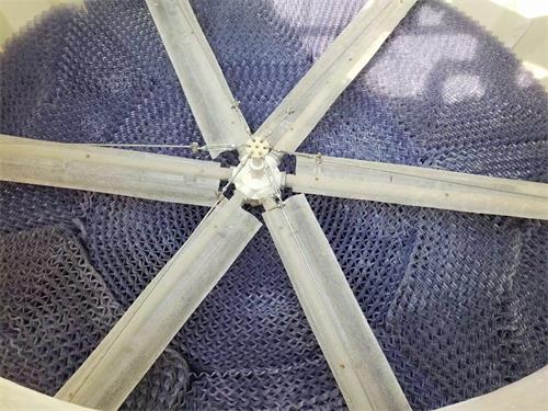 閉式冷卻塔里面的平衡管、風機與側風機的作用是什么